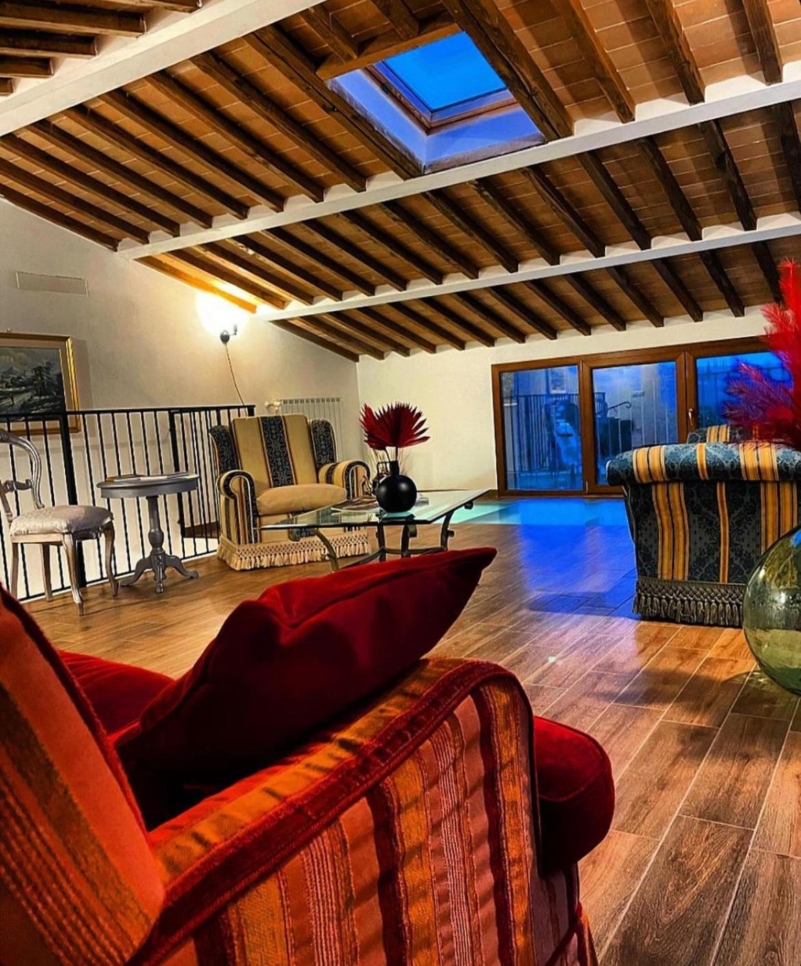 Agriturismo La Corte Del Sole 锡耶纳 外观 照片
