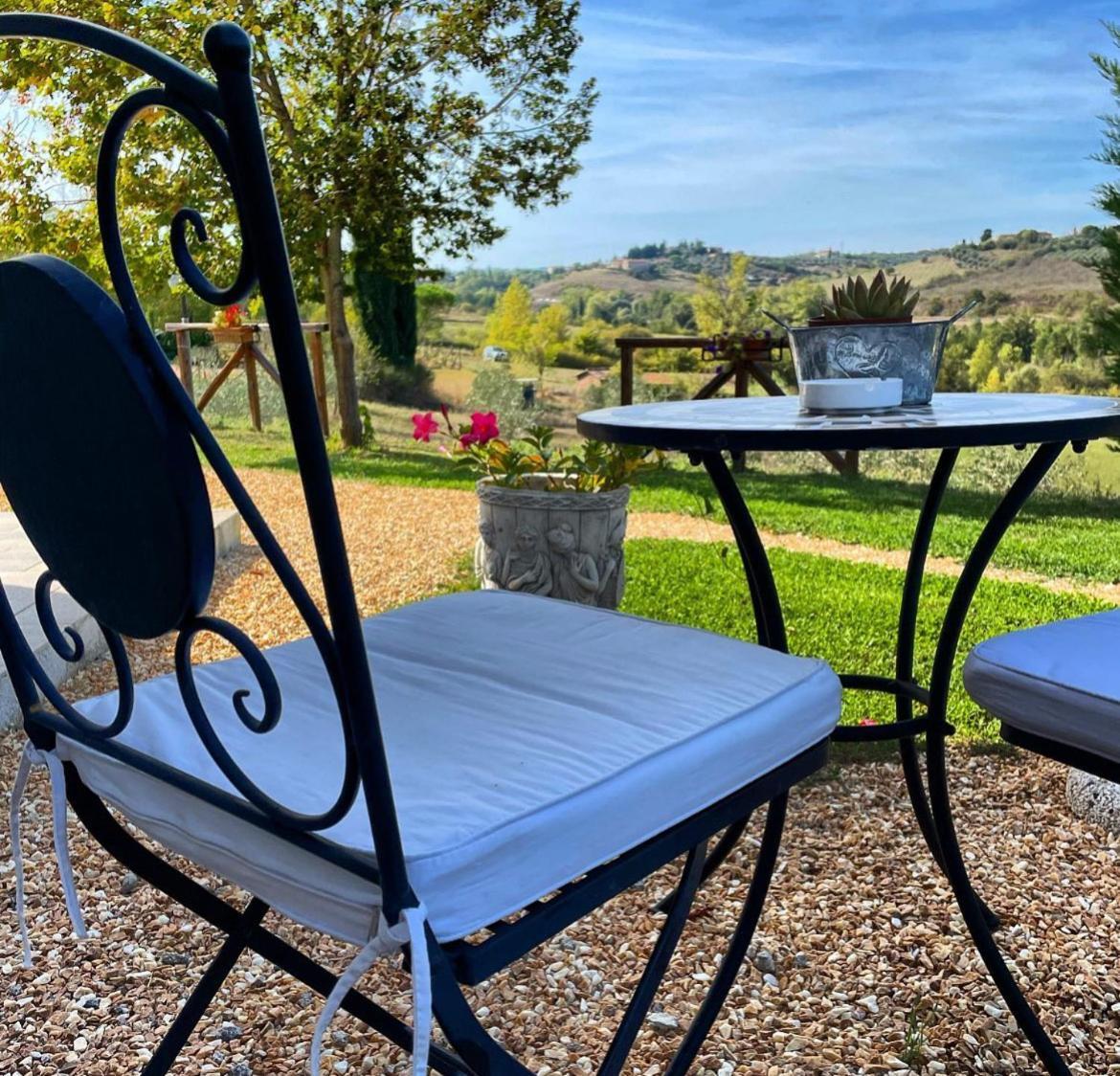 Agriturismo La Corte Del Sole 锡耶纳 外观 照片
