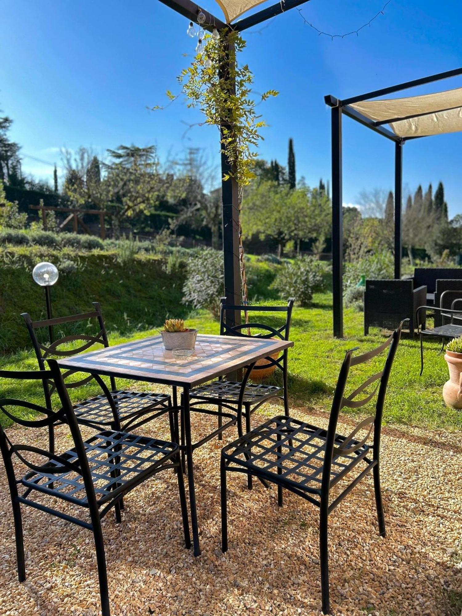 Agriturismo La Corte Del Sole 锡耶纳 外观 照片